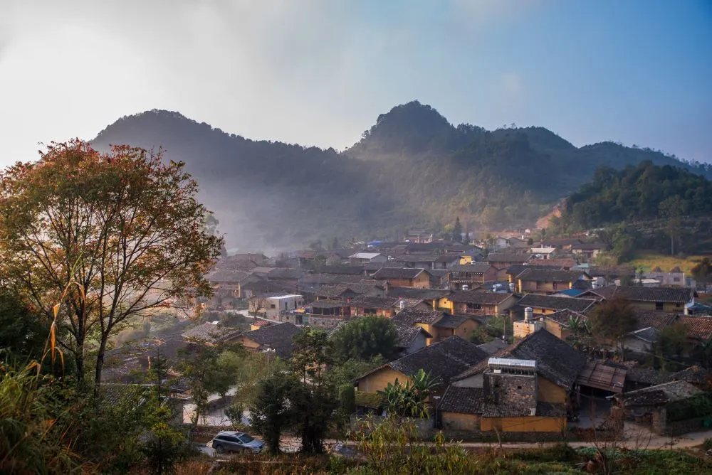 Lo Lo Chai Village